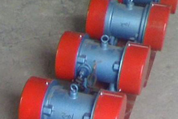 使用倉壁振動(dòng)器需注意的事項(xiàng)，條條是經(jīng)驗(yàn)??！